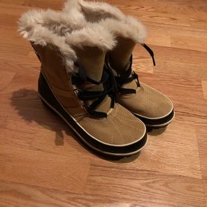 Sorel Winter Boots - NEW - Size 8